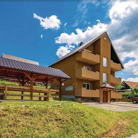 Apartments For Families With Children Jasenak, Karlovac - 17501 Buitenkant foto